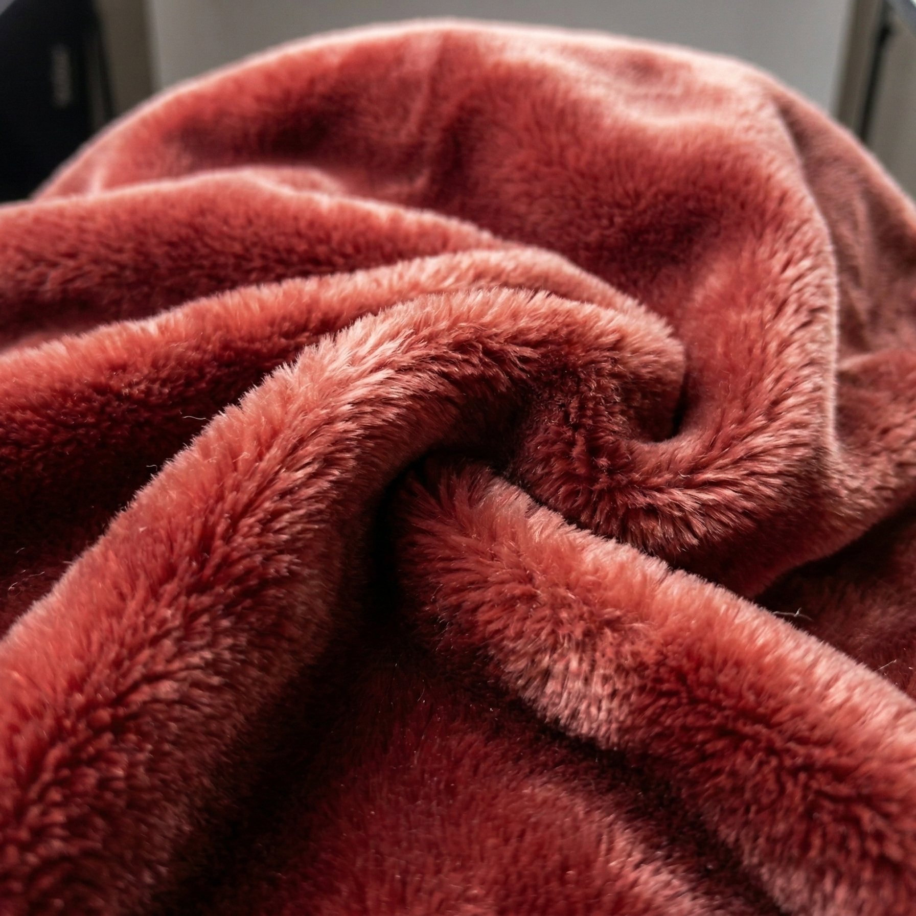 Crimson Garnet - Velvet Blanket